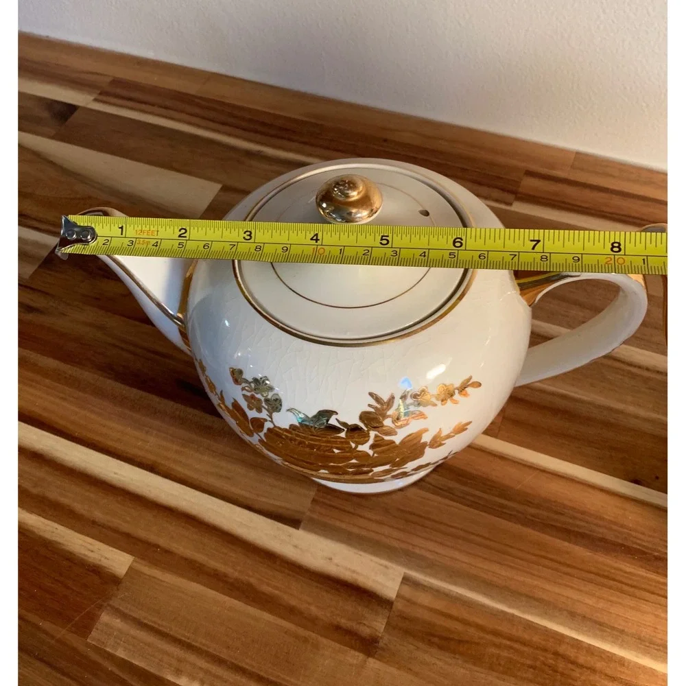 Sadler England Vintage Teapot Gold Gilded Floral White Ceramic Retro 1555B Rare